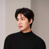 Total Kekayaan Bersih Lee Min Ho: Sumber Penghasilan dan Perjalanan Kariernya